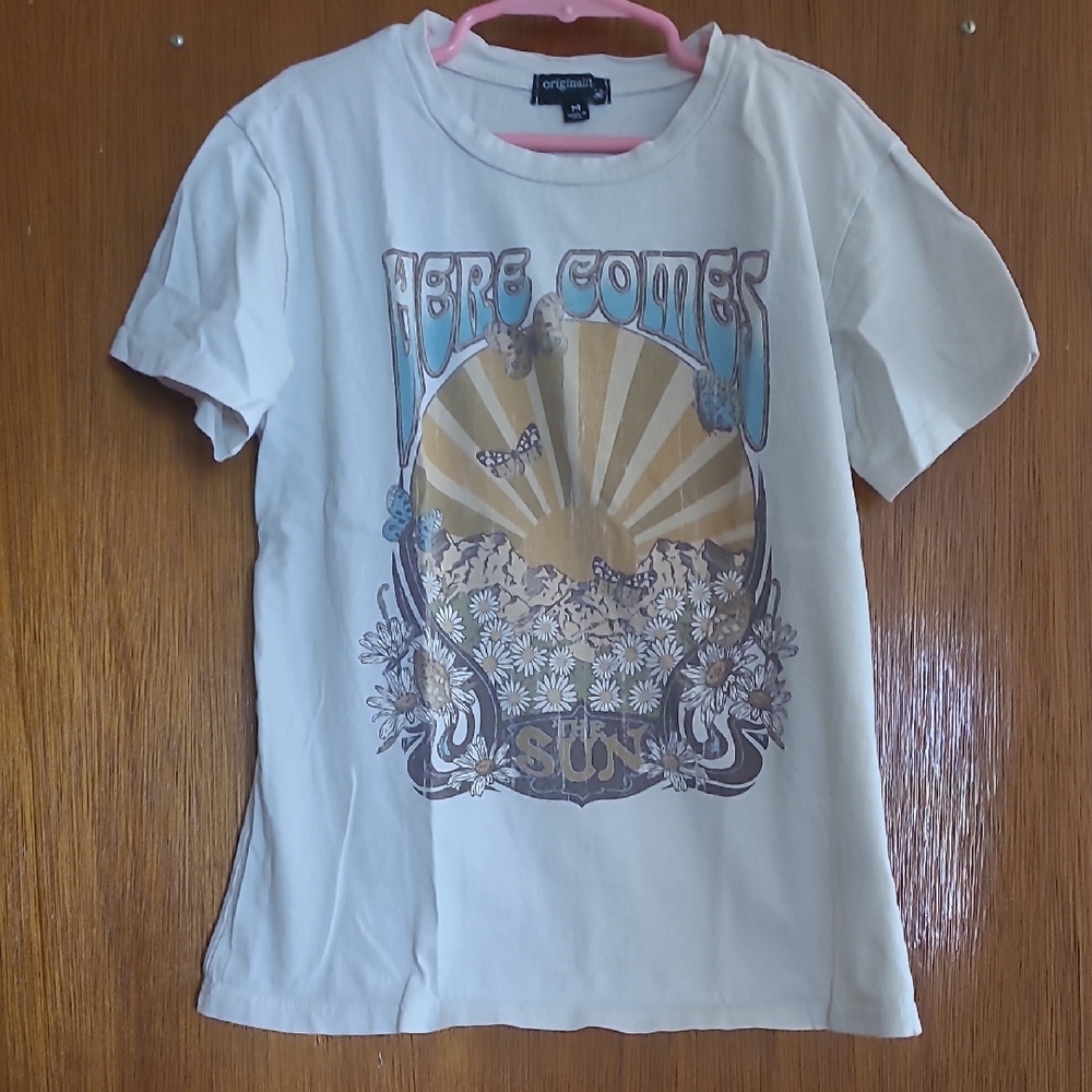 Here Comes The Sun Graphic Tee